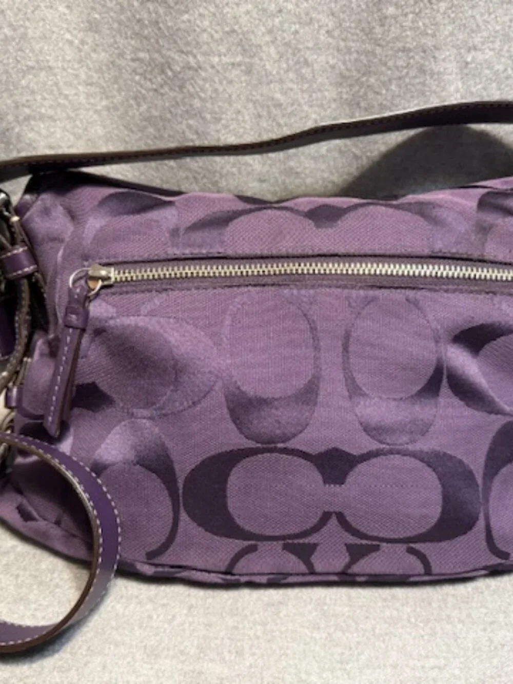 COACH purse - gorgeous and in excellent condition! - Picture 8 of 16